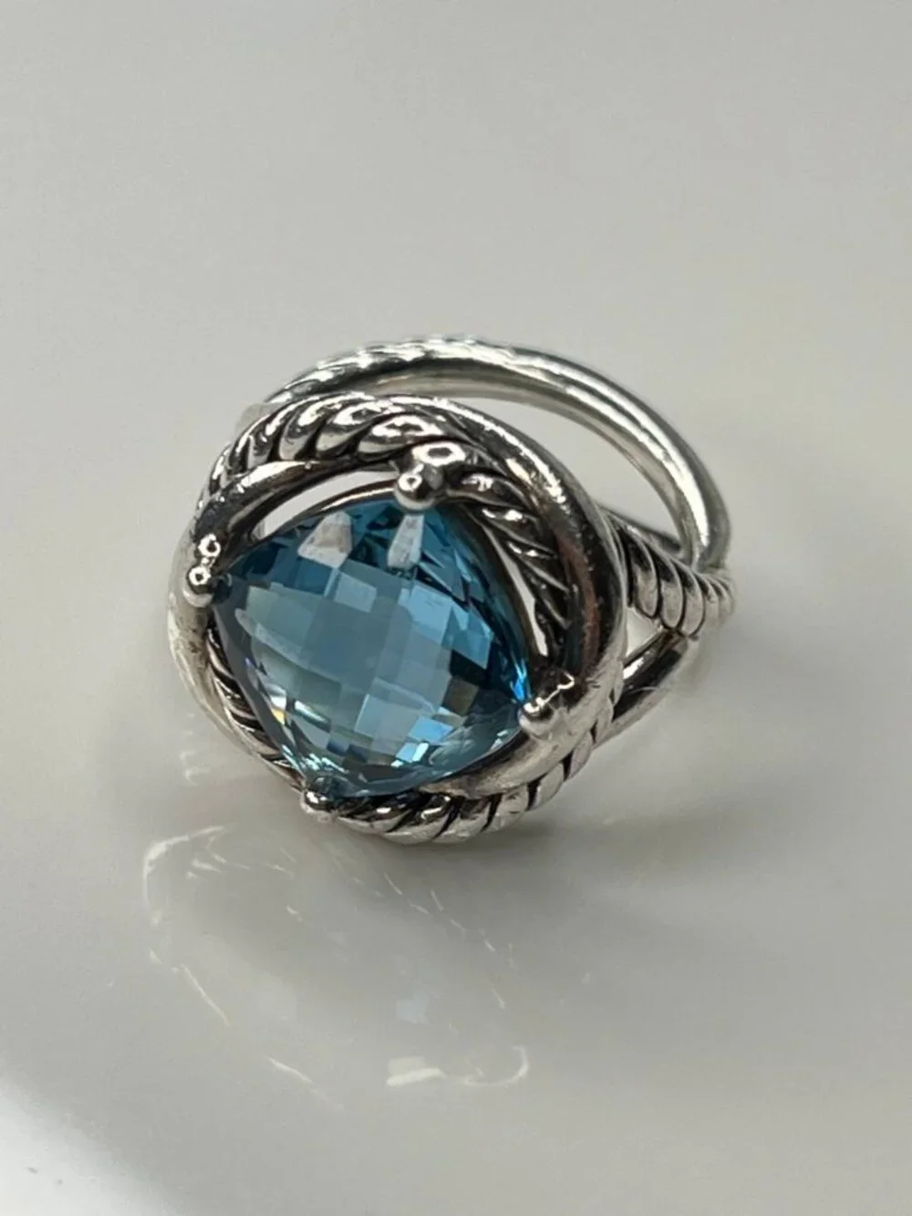 Authentic DAVID YURMAN blue topaz sterling silver cocktail infinity ring size 6